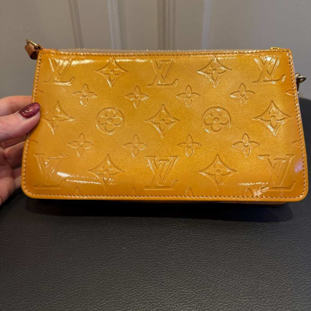 LOUIS VUITTON Monogram Vernis Yellow Lexington Pochette with Dustbag & COA - Picture 10 of 13